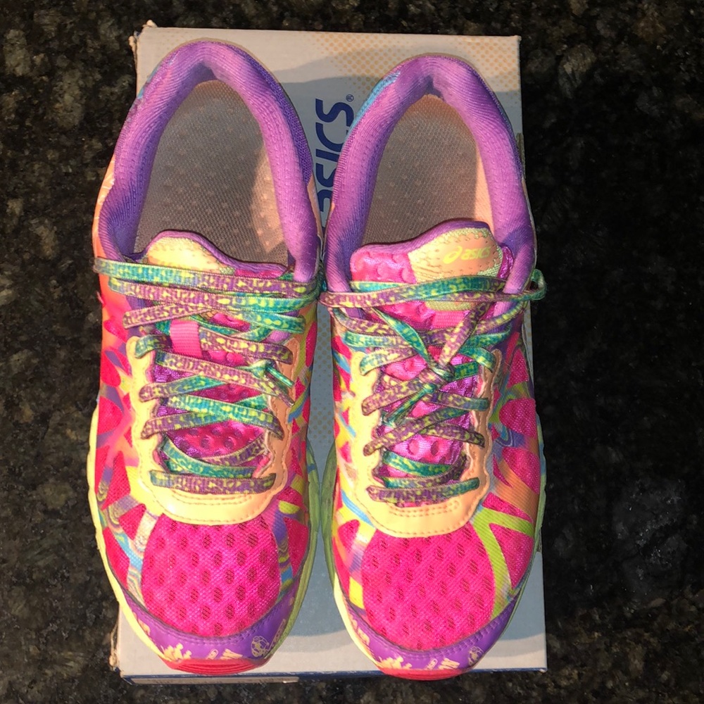 Asics Gel-Noosa Tri 9  Pink/Purple/Iridescent